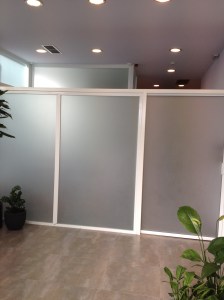 Γυάλινο διαχωριστικό