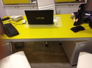 Γυαλία γραφειού σε όλα τα χρώματα