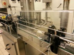 Κατασκευή από plexiglass κουτί (1)